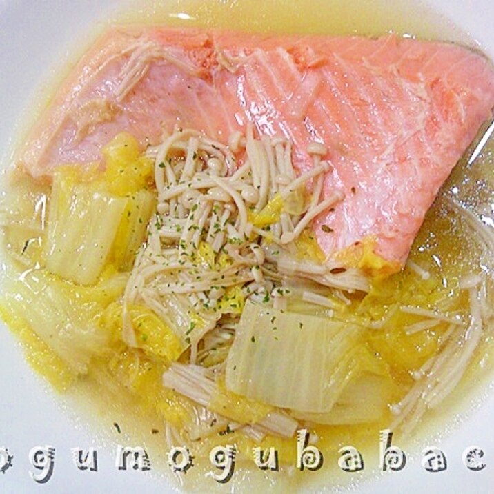 トラウトサーモンと白菜のスープ煮 レシピ 作り方 By もぐもぐばばち 楽天レシピ トラウトサーモンと白菜のスープ煮 レシピ 作り方 By もぐもぐばばち 楽天レシピ